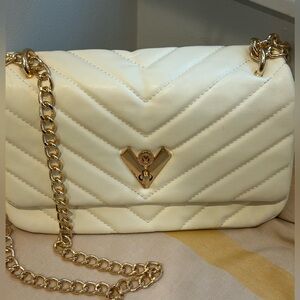 Winter White Valentino O. Quilted purse